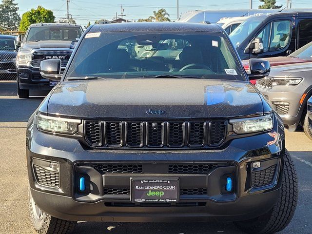 2023 Jeep Grand Cherokee 4xe Trailhawk