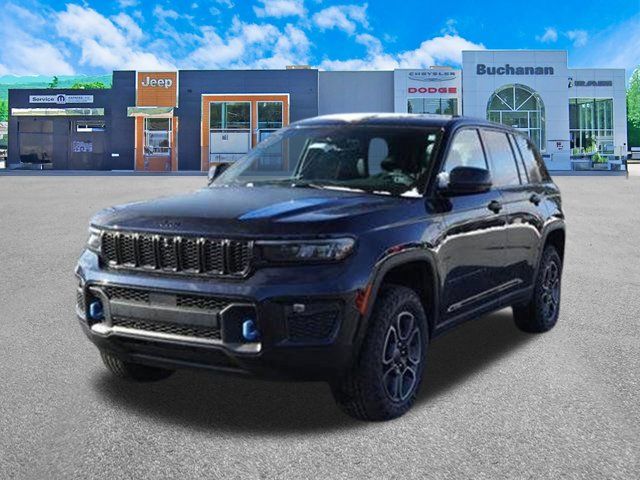 2023 Jeep Grand Cherokee 4xe Trailhawk