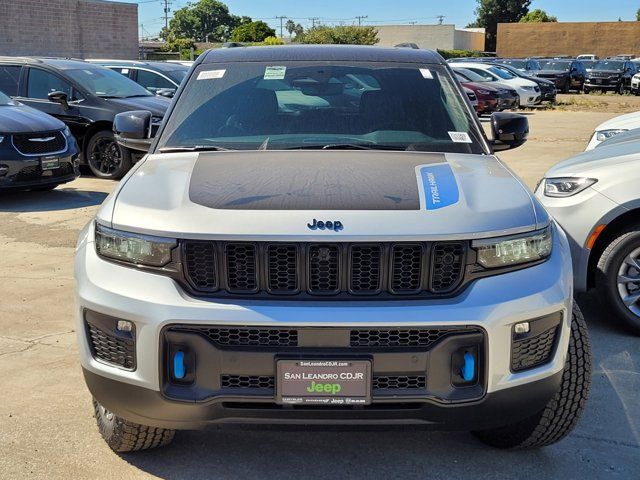 2023 Jeep Grand Cherokee 4xe Trailhawk