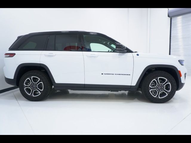 2023 Jeep Grand Cherokee 4xe Trailhawk