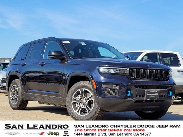 2023 Jeep Grand Cherokee 4xe Trailhawk