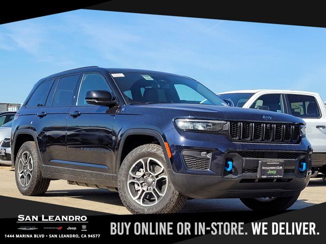 2023 Jeep Grand Cherokee 4xe Trailhawk