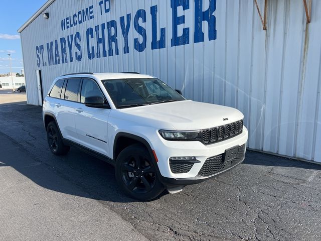 2023 Jeep Grand Cherokee L Altitude