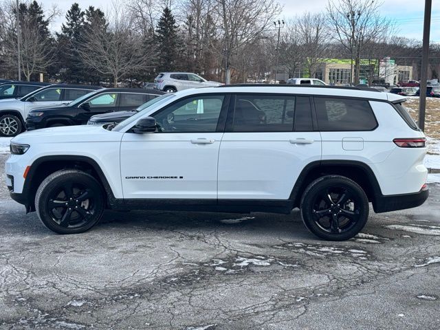 2023 Jeep Grand Cherokee L Altitude