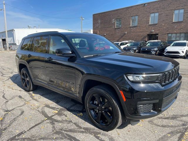 2023 Jeep Grand Cherokee L Altitude