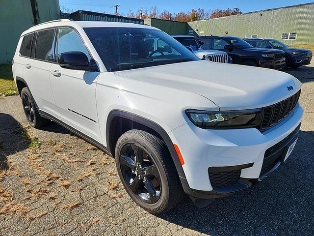 2023 Jeep Grand Cherokee L Altitude