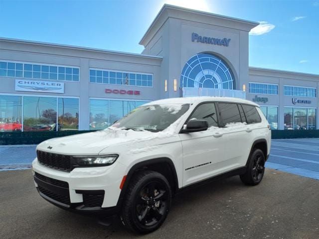 2023 Jeep Grand Cherokee L Altitude