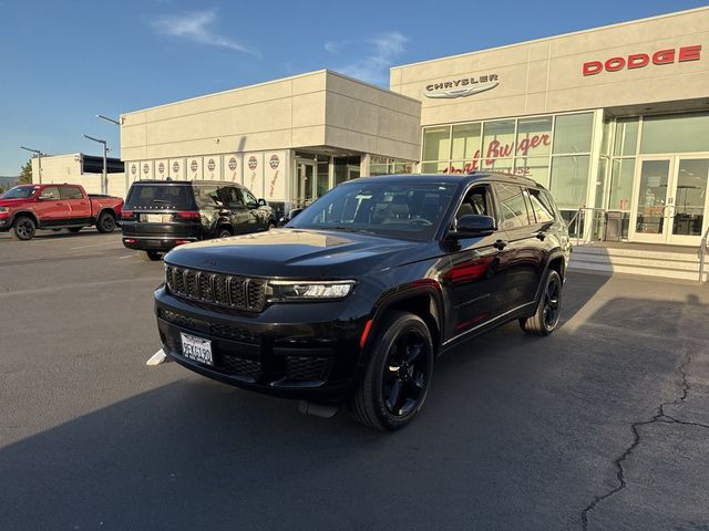 2023 Jeep Grand Cherokee L Altitude