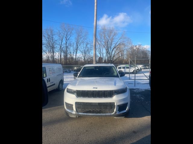 2023 Jeep Grand Cherokee L Laredo