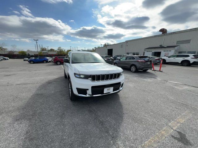 2023 Jeep Grand Cherokee L Laredo