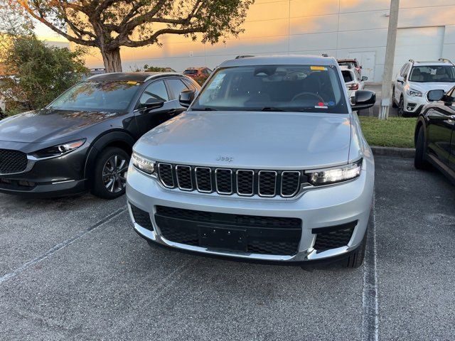 2023 Jeep Grand Cherokee L Laredo