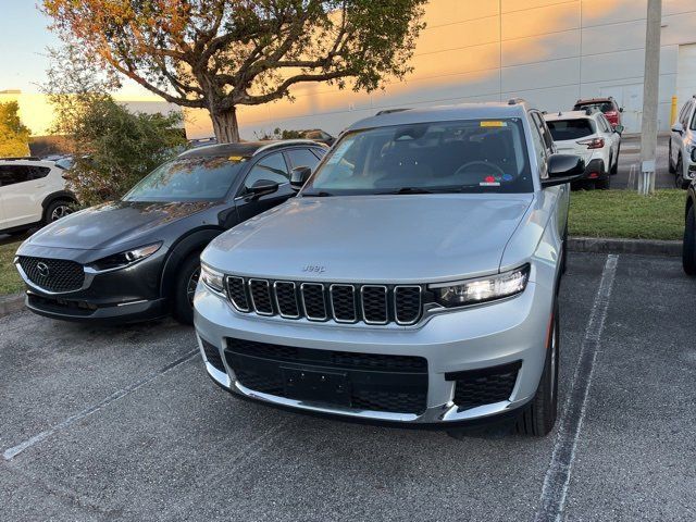 2023 Jeep Grand Cherokee L Laredo