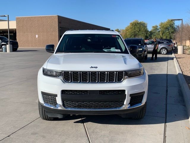 2023 Jeep Grand Cherokee L Laredo