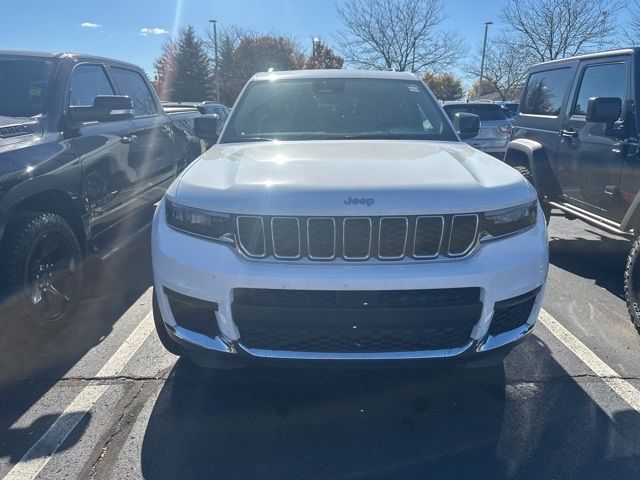 2023 Jeep Grand Cherokee L Laredo