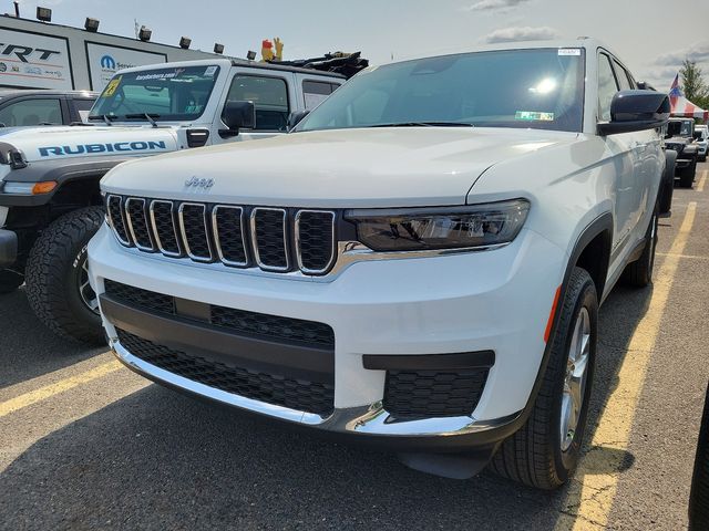 2023 Jeep Grand Cherokee L Laredo