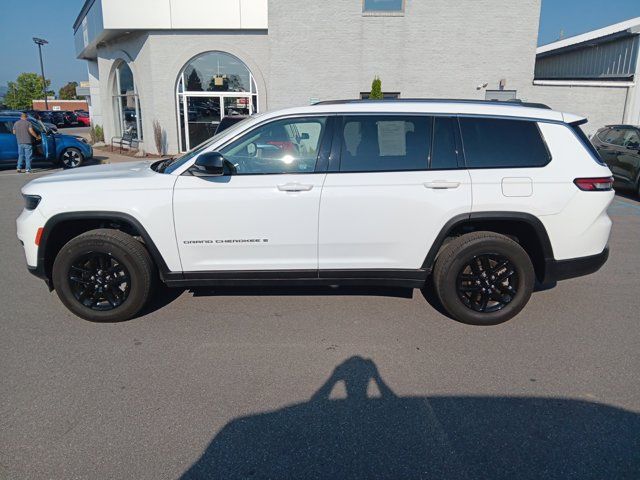 2023 Jeep Grand Cherokee L Laredo