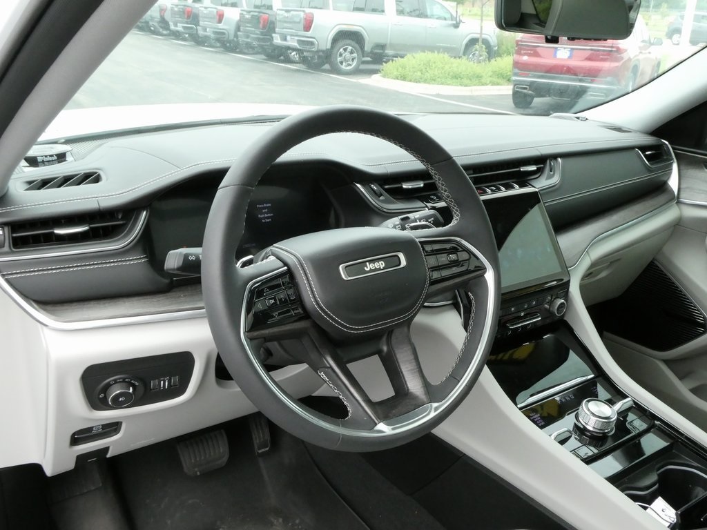 切手27 Used 2023 Jeep Grand Cherokee L Overland For Sale in