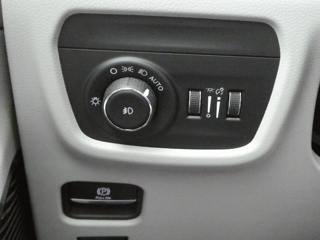 オオウチ⭐︎ Used 2023 Jeep Grand Cherokee L Overland For Sale in