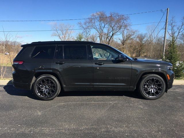 2023 Jeep Grand Cherokee L Summit Reserve