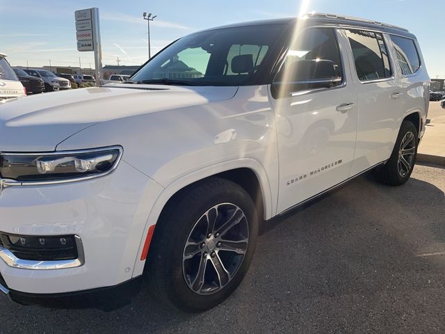 2023 Jeep Grand Wagoneer Base