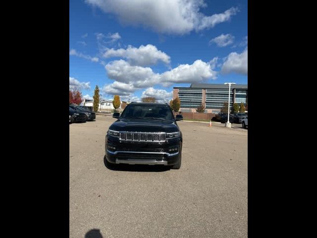 2023 Jeep Grand Wagoneer Base