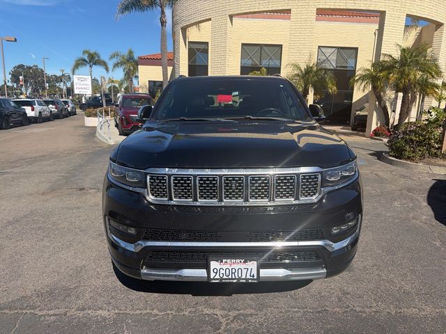 2023 Jeep Grand Wagoneer Base