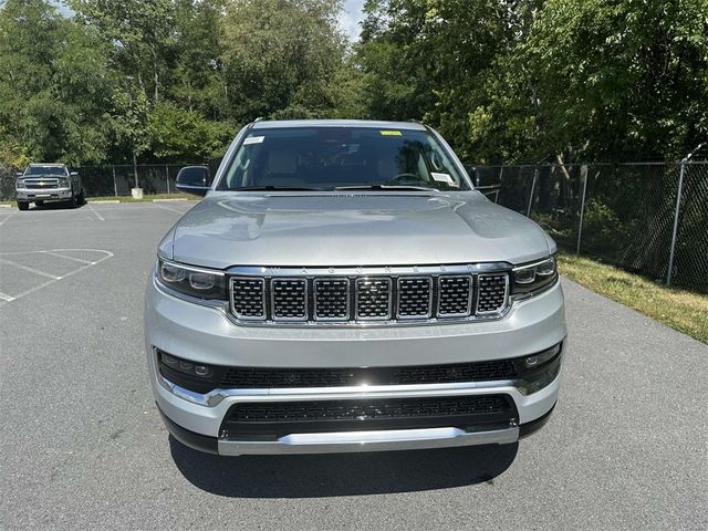 2023 Jeep Grand Wagoneer Base