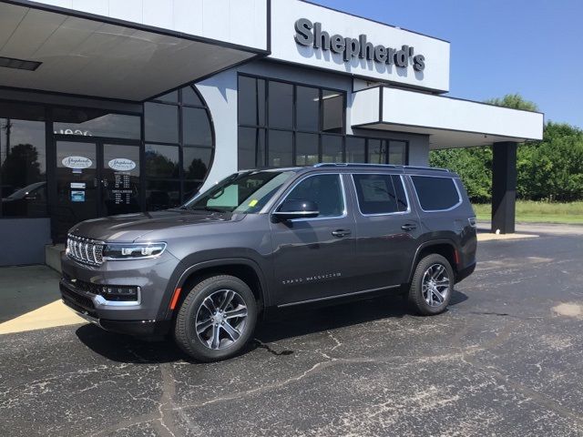 2023 Jeep Grand Wagoneer Base