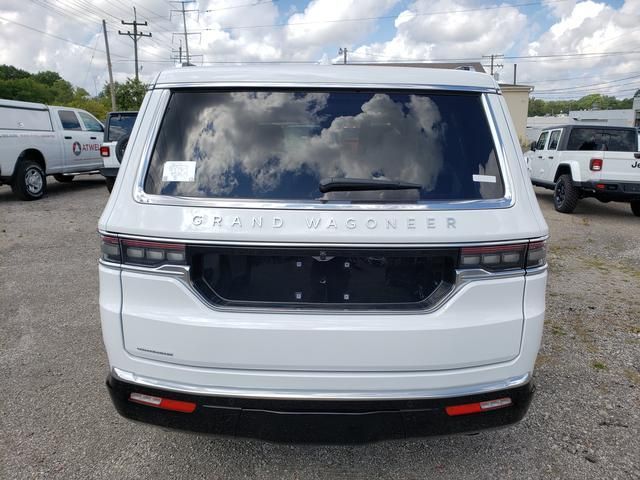 2023 Jeep Grand Wagoneer Base