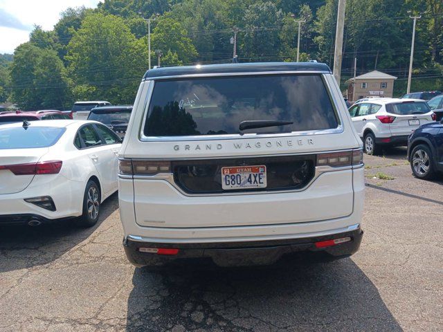 2023 Jeep Grand Wagoneer Base