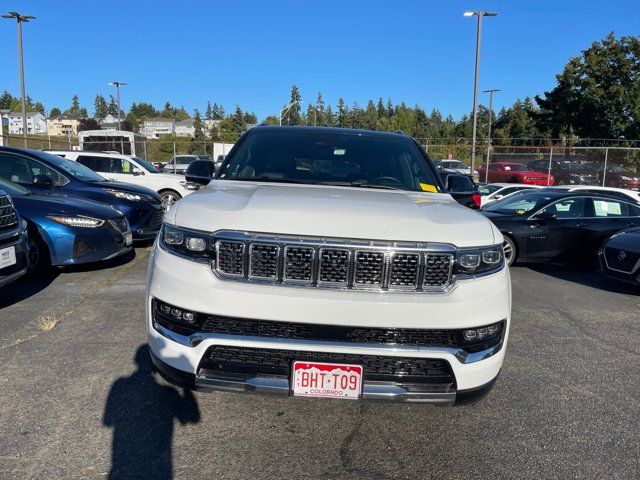 2023 Jeep Grand Wagoneer Base