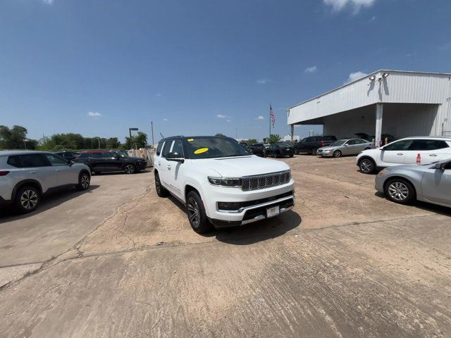 2023 Jeep Grand Wagoneer Base