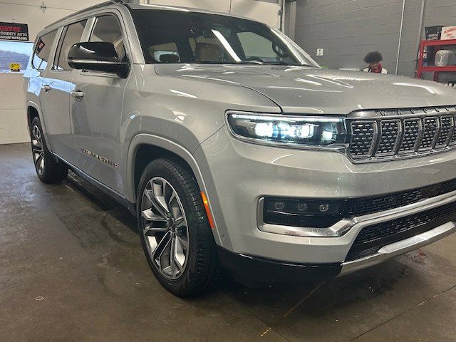 2023 Jeep Grand Wagoneer L Series III