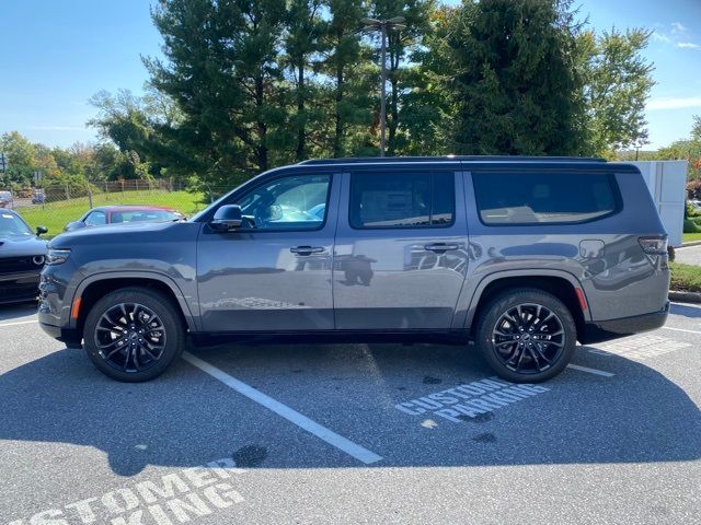 2023 Jeep Grand Wagoneer L Series III Obsidian
