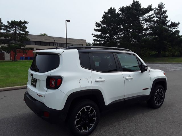 2023 Jeep Renegade Trailhawk