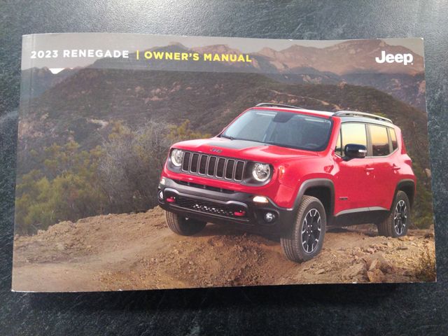 2023 Jeep Renegade Trailhawk