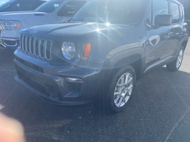 2023 Jeep Renegade Latitude