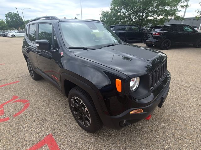 2023 Jeep Renegade Trailhawk