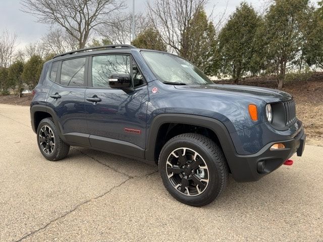 2023 Jeep Renegade Trailhawk