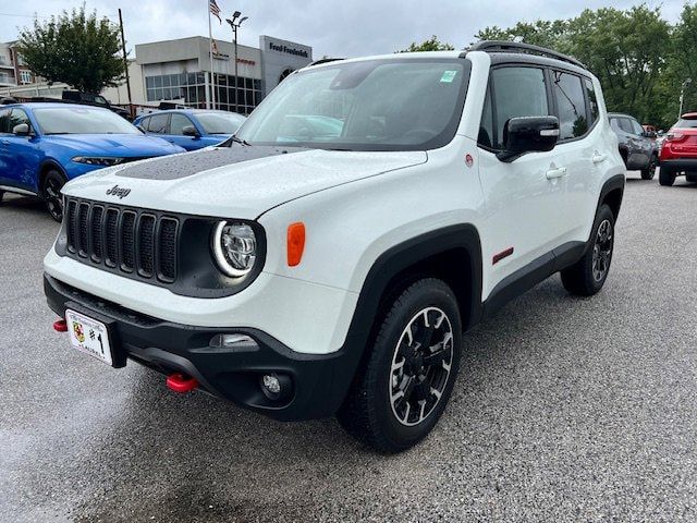 2023 Jeep Renegade Trailhawk