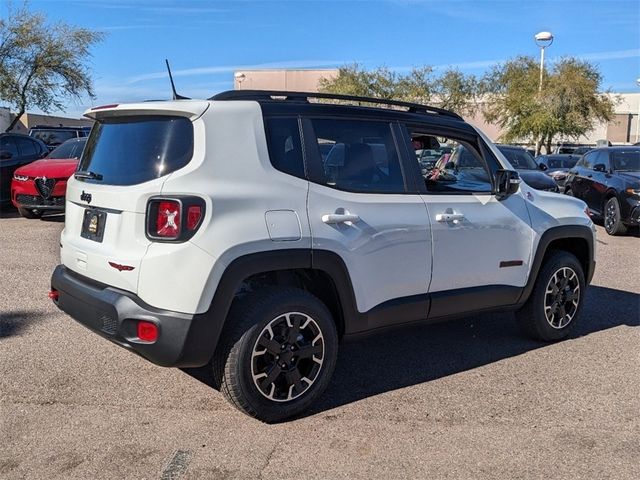 2023 Jeep Renegade Trailhawk