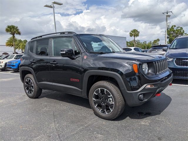 2023 Jeep Renegade Trailhawk