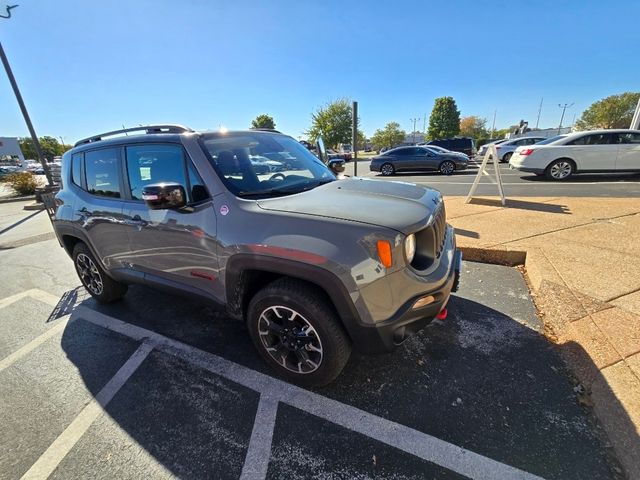 2023 Jeep Renegade Trailhawk