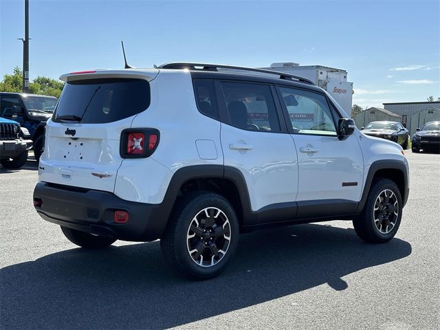 2023 Jeep Renegade Trailhawk