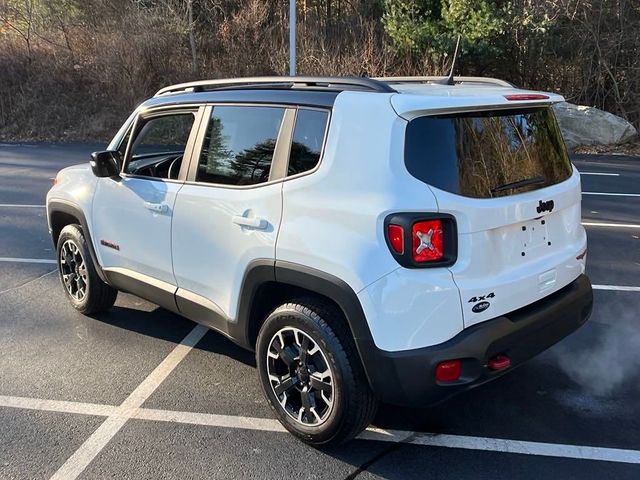 2023 Jeep Renegade Trailhawk