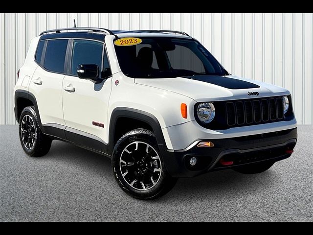 2023 Jeep Renegade Trailhawk