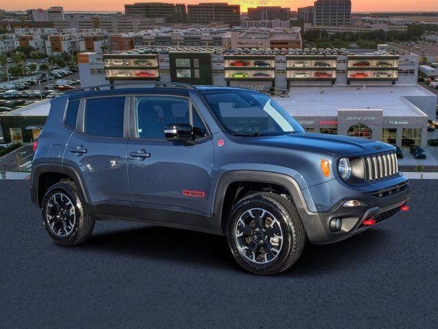 2023 Jeep Renegade Trailhawk