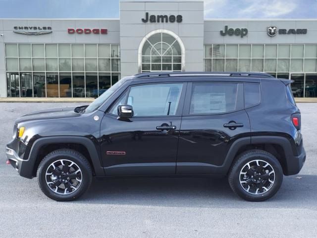 2023 Jeep Renegade Trailhawk