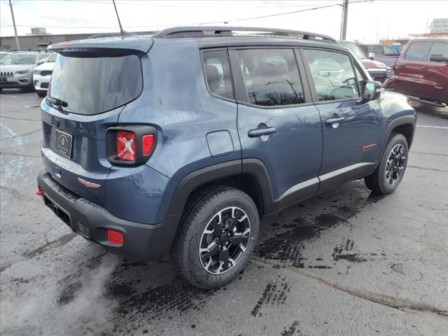 2023 Jeep Renegade Trailhawk