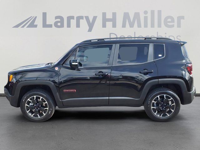 2023 Jeep Renegade Trailhawk